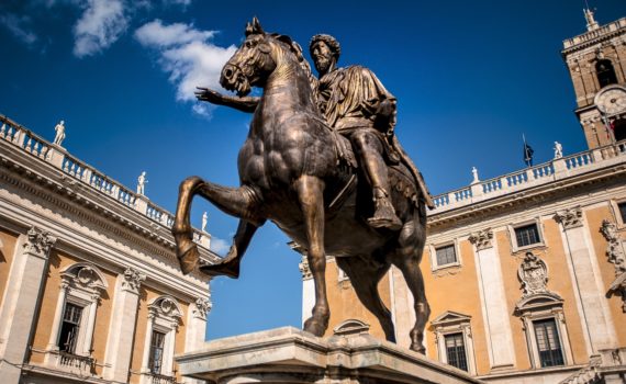 marcus aurelius statue